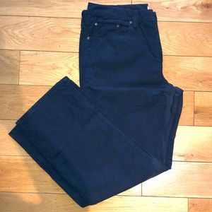 Men’s 38x34 navy pants